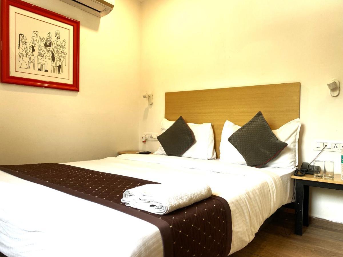 Qotel Hotel Ip Residency East Delhi Preet Vihar New Delhi Exterior photo