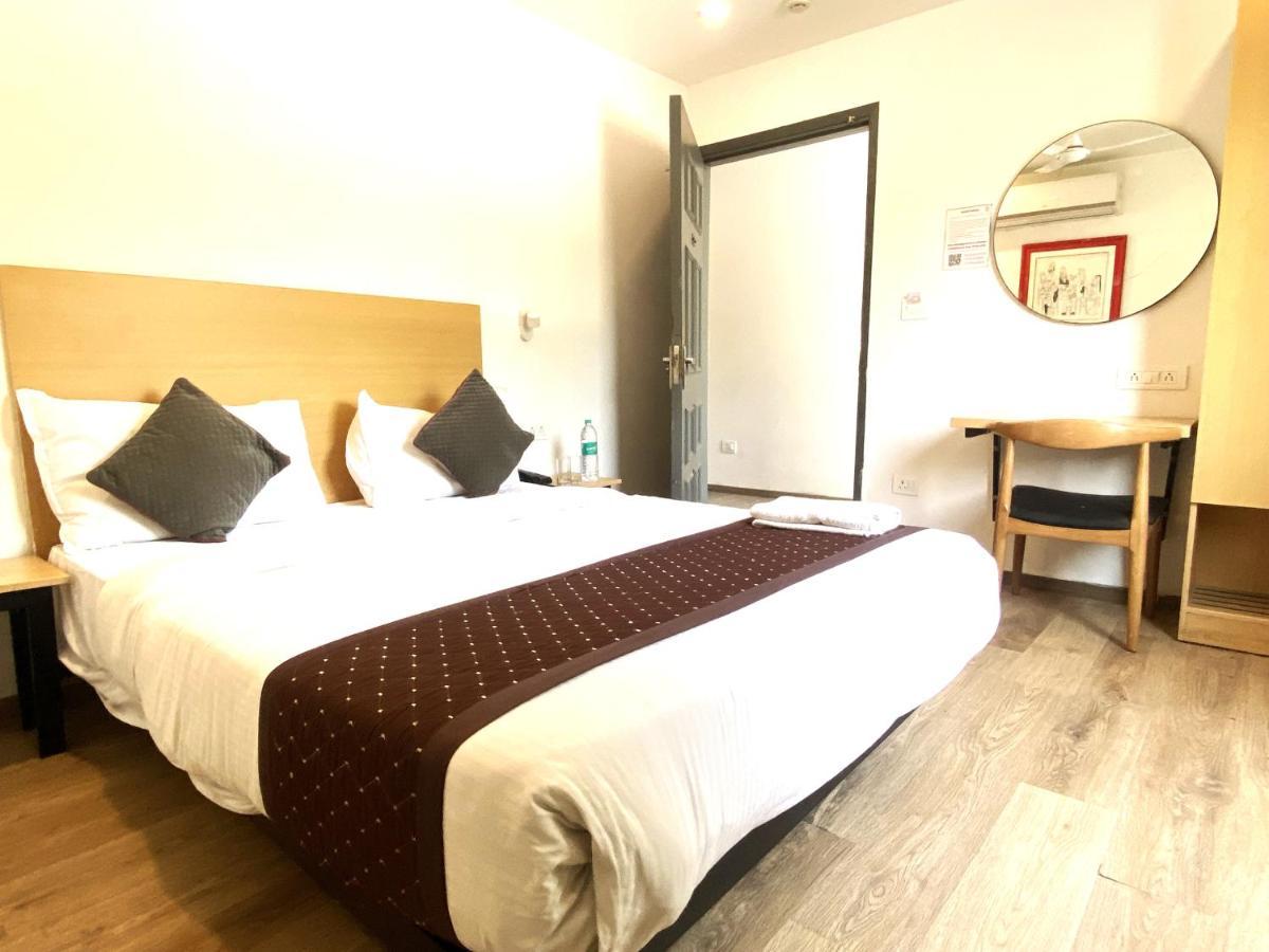 Qotel Hotel Ip Residency East Delhi Preet Vihar New Delhi Exterior photo